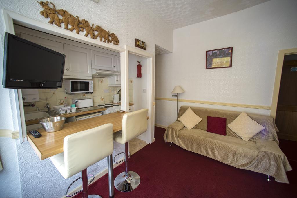 Lyndale Holiday Flats Blackpool Luaran gambar