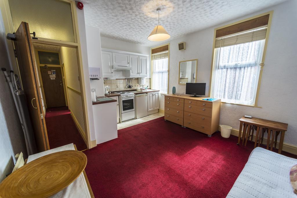 Lyndale Holiday Flats Blackpool Luaran gambar