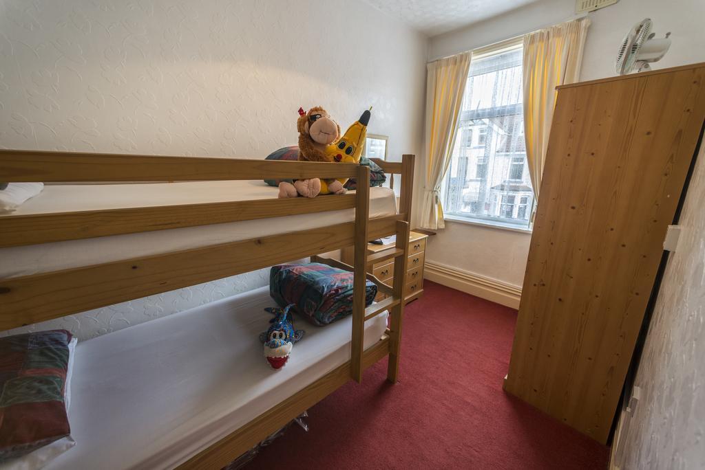 Lyndale Holiday Flats Blackpool Luaran gambar
