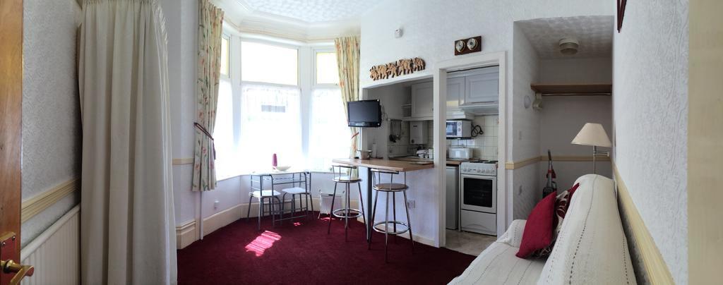 Lyndale Holiday Flats Blackpool Luaran gambar