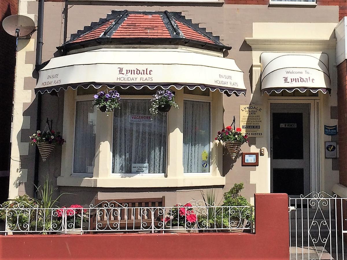 Lyndale Holiday Flats Blackpool Luaran gambar